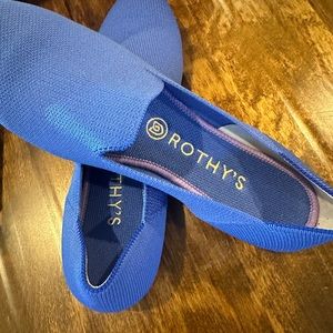 Rothy Loafer - Cornflower color - size 8